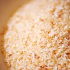 How to toast panko breadcrumbs in the microwave-image