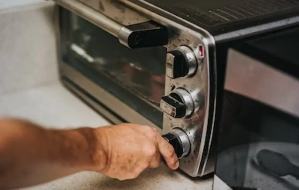 How to Protect Cabinets From Toaster Oven Heat