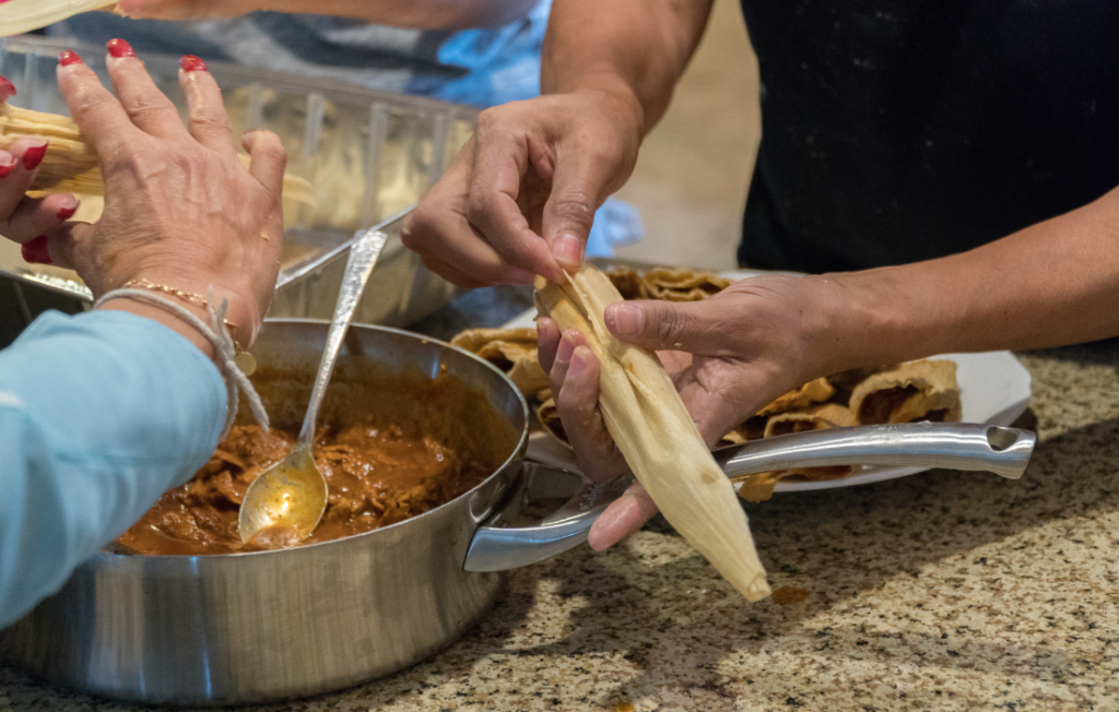 Can you cook tamales in a roaster