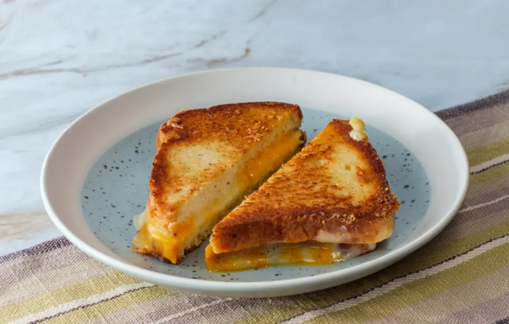 Roasted Jalapeno Popper Grilled Cheese