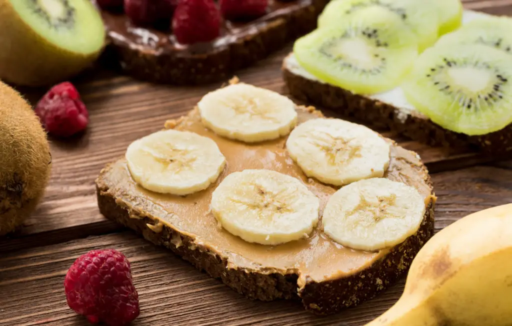 gluten free bread with banana and peanut butter